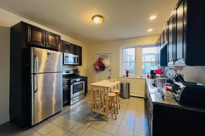 137 Saint Alphonsus St #3 1
