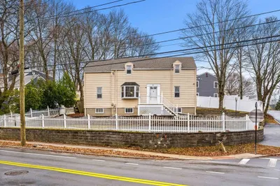 380 Cross Street 1