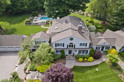 659 Ridge Rd 1