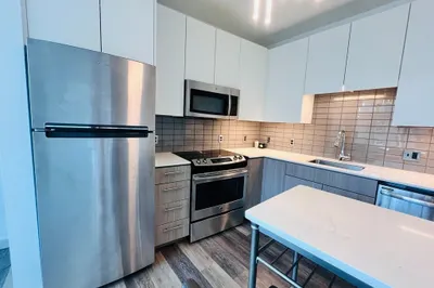 180 Telford St #514