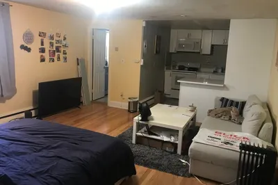 7 Aberdeen St #1