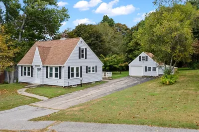 57 Appleton Road 1