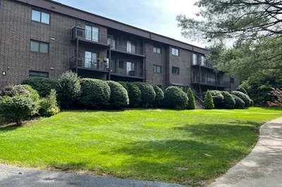 8 Ledgewood Way #10 1