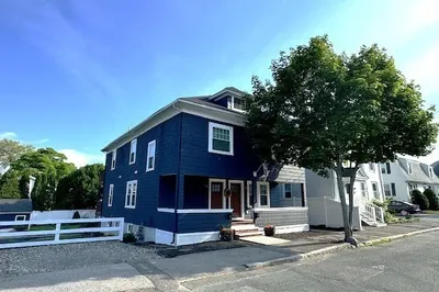 5 Roosevelt Avenue 1