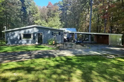 136 Cove Rd
