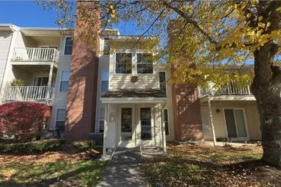 16 Walden Dr #13 1