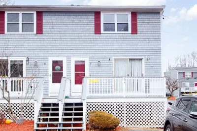 120 Lewin St #9 1