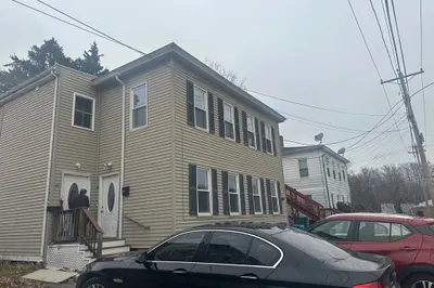 115-117 Stone St #2 1