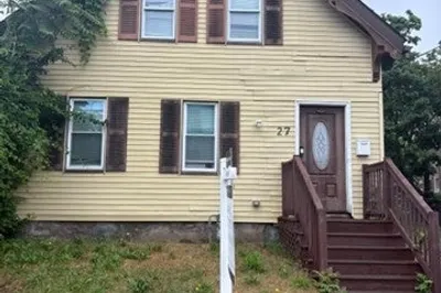 27 Barnum St 1