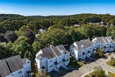 20 New Mill Pl #20