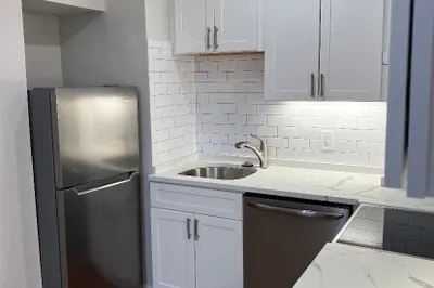 13 Anderson Street #1 1