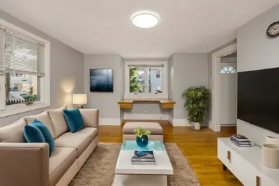 52 Barrett St #1 1