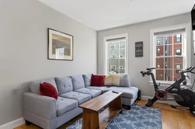 48 L St #2