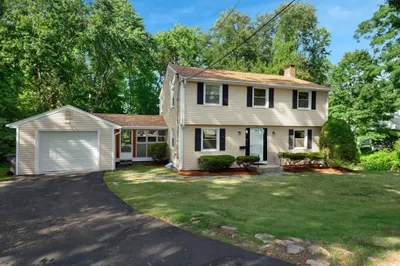 1299 Old Worcester Road 1