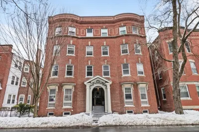 20 Winchester St #3
