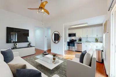 72-74 Chelsea St #9 1
