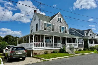 30 Sunset Avenue Sept-may 31 Ave #winter 1