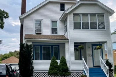 18 Coombs Rd #2 1