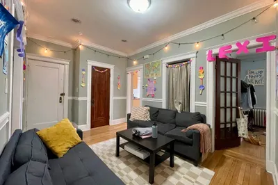 10 Greenway Court #3