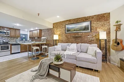 39 Hemenway St #27 1