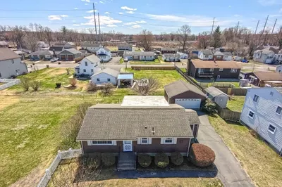 39 Polaski Ave
