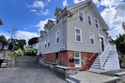7 Hardy St #2 1