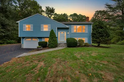 7 Garrison Dr 1
