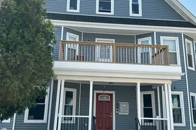 39 Clarkwood St #2