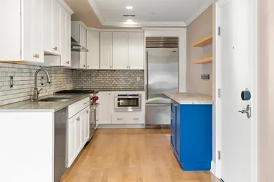 881 East Second Street #10