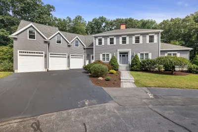4 Pierce Way 1