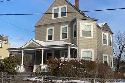 132 Walton Park