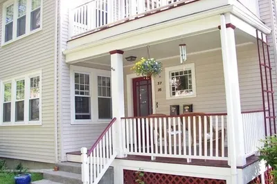 37 Lewis St #2