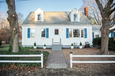 6 Laurel Rd 1