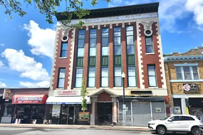 202 Broadway #2-1 1