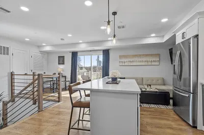 19 Armory St #4 1