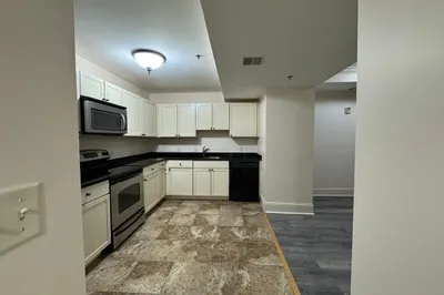 28 Chestnut St #109 1