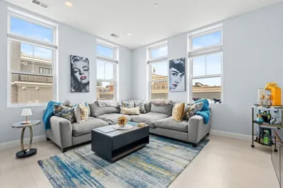 170 W Broadway #412 1