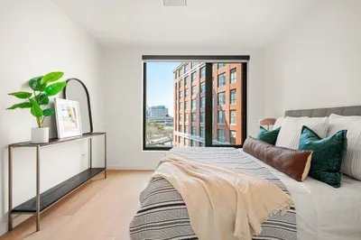 21-35 West 2nd Street #205