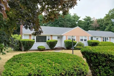 163 Lake St 1