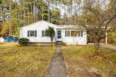 795-a Westhampton Rd 1