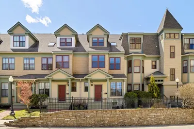 21 Weston Ave #21 1