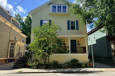 135-139 Pearl St #4
