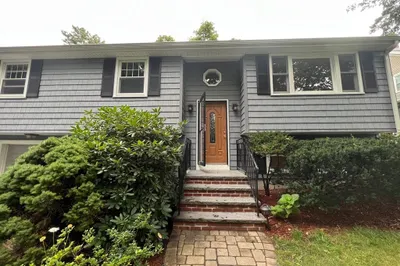 3 Caboose Ln