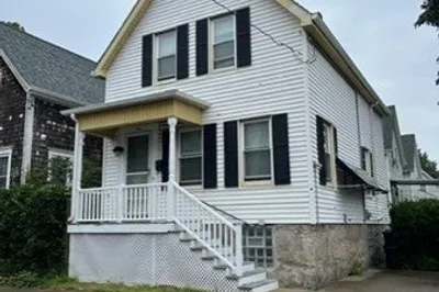 4 Waverly Street
