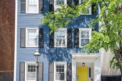 28 Concord St #1