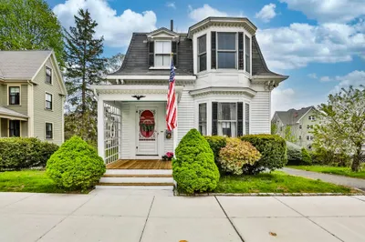 34 Abbott St