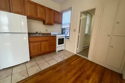 1242 Commonwealth Ave #24