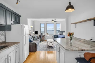 285 Lynn Shore Drive #607 1