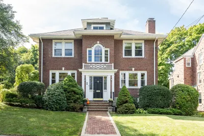 56-58 Washington St 1