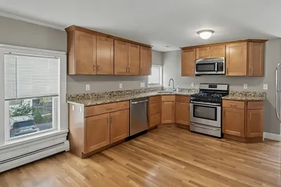 46 Waverly Street #2